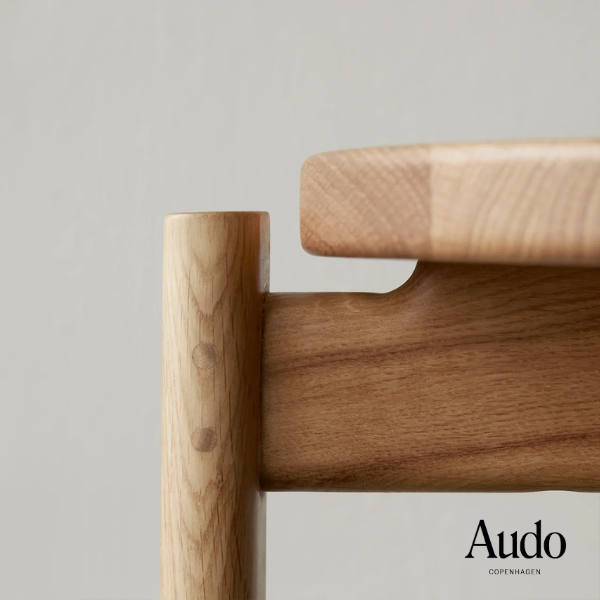 Passage Stool 
