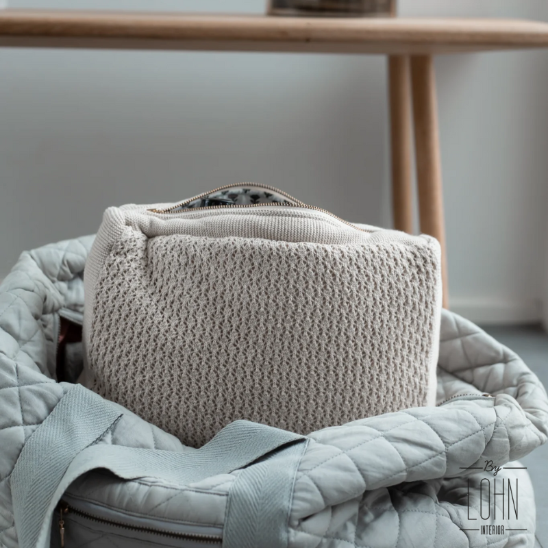 Strikket Toilettaske - Valgfri farve Beige Melange (4033)