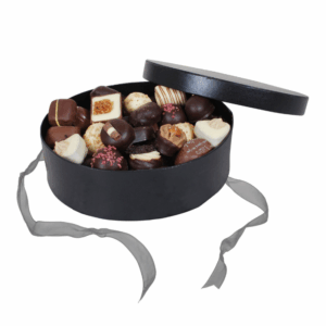 Oval Hatteæske m. Luksuschokolade 500 g.