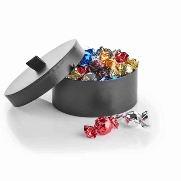 Hatteæske Sort m/Hank, Mega - Mixede Chokoladekugler 900 g.